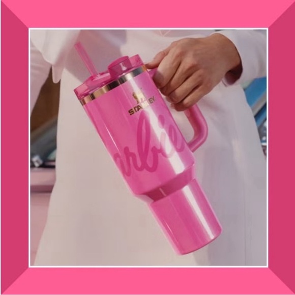 NWT 💗STANLEY BARBIE ICON
PINK 30oz STAINLESS STEEL
FLOWSTATE QUENCHER
TUMBLER - Picture 2 of 5
